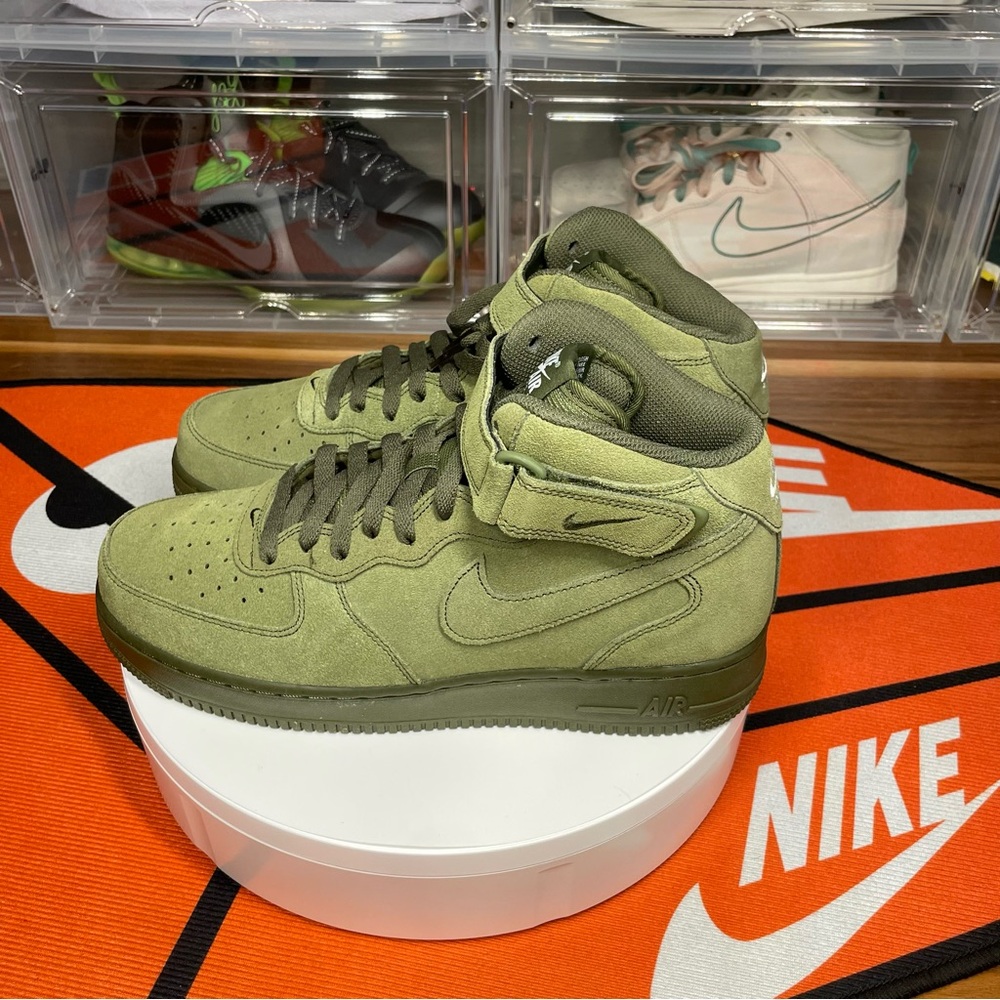 Nike Air Force 1 07’ Legion green sneakers; Size 9M; - Picture 1 of 10
